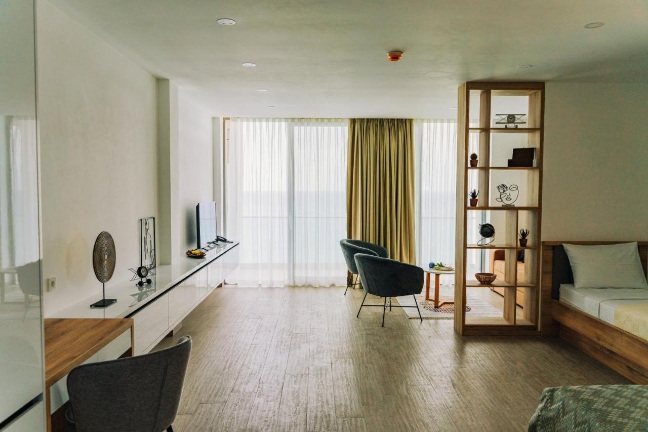 Wave Montenegro Hotel Sutomore Bagian luar foto