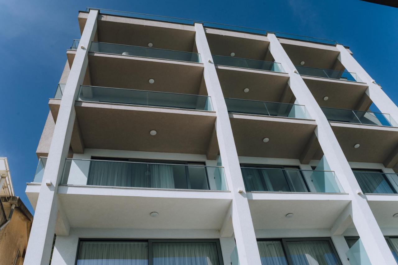 Wave Montenegro Hotel Sutomore Bagian luar foto
