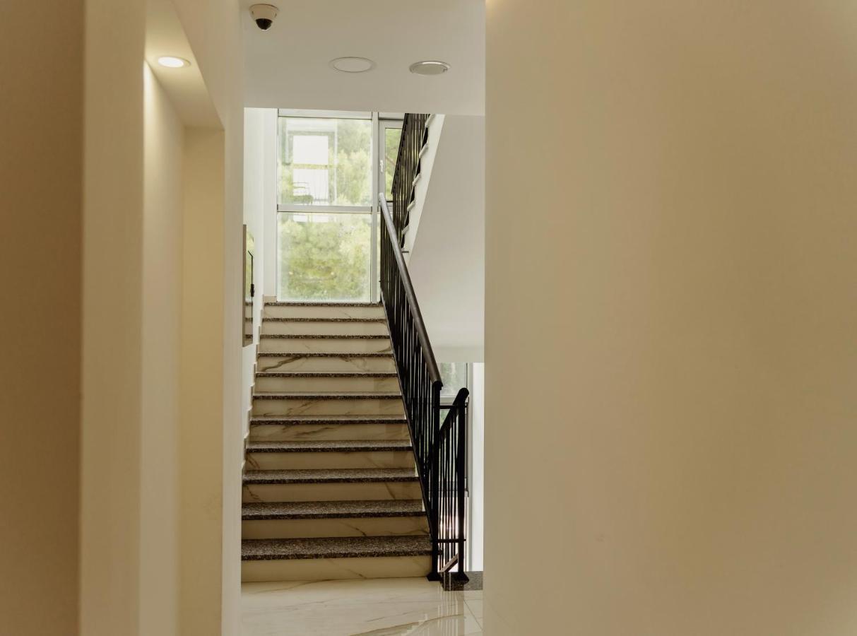 Wave Montenegro Hotel Sutomore Bagian luar foto