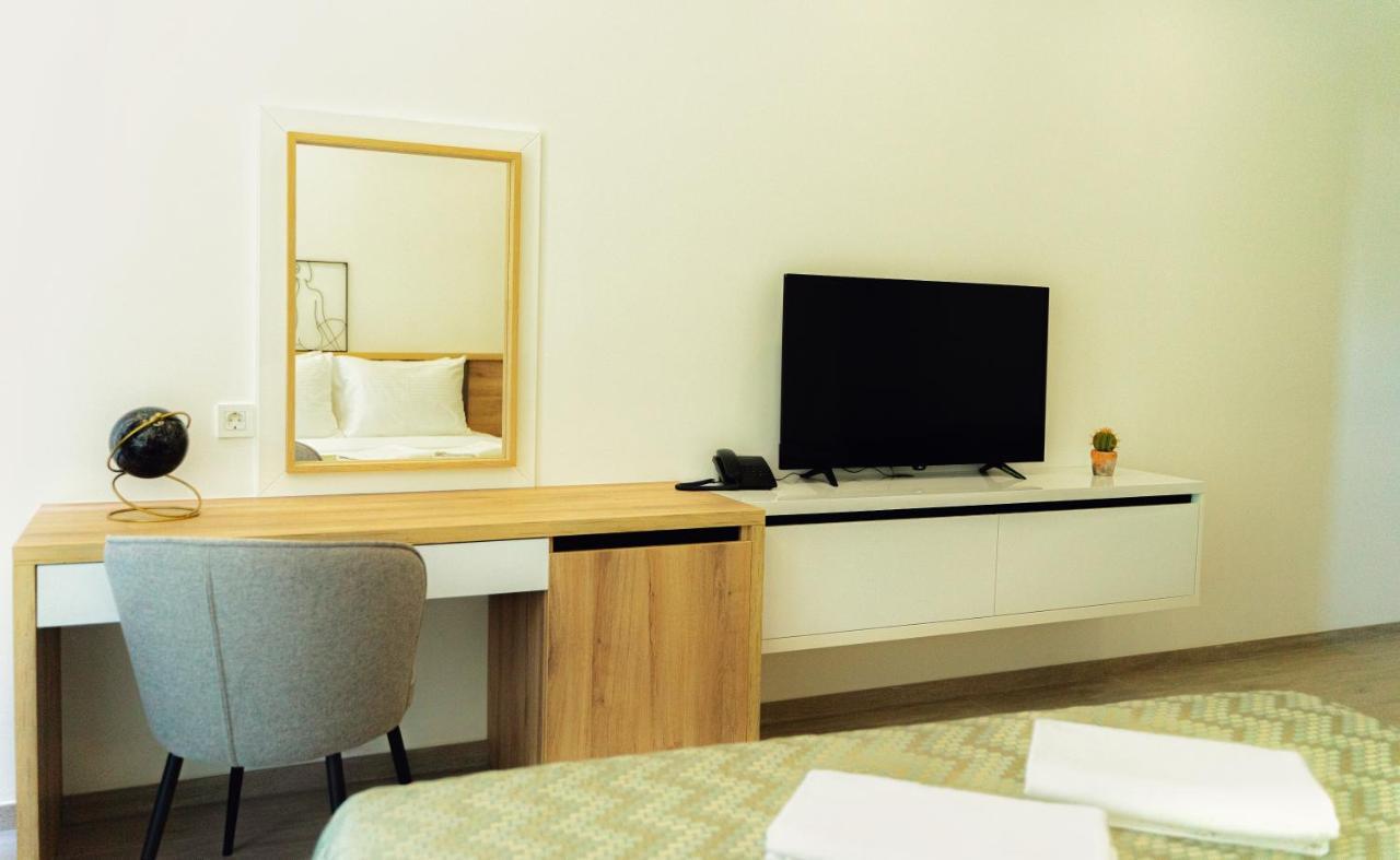Wave Montenegro Hotel Sutomore Bagian luar foto