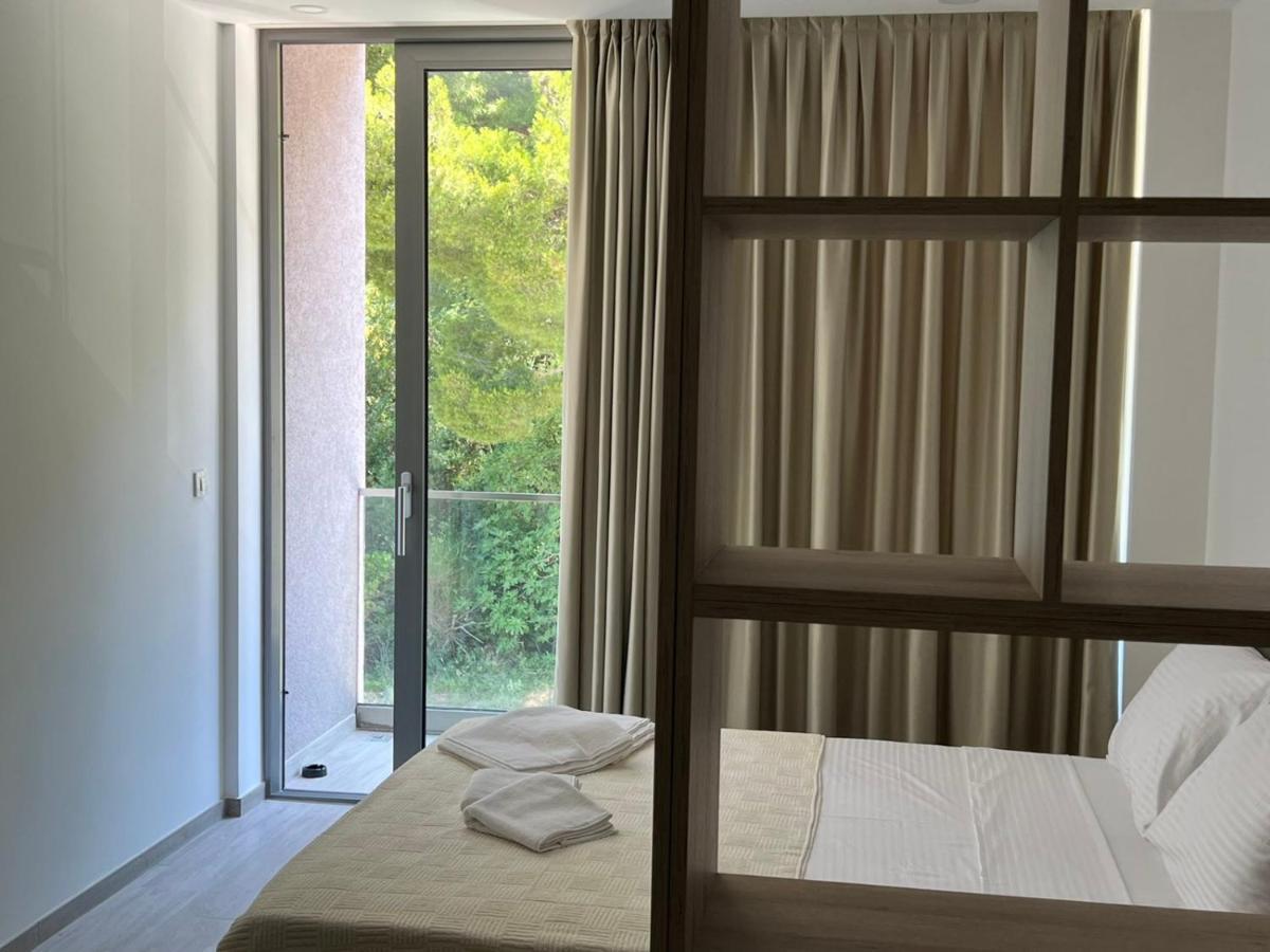 Wave Montenegro Hotel Sutomore Bagian luar foto