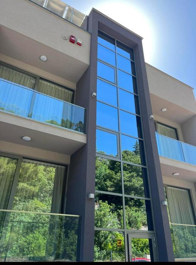 Wave Montenegro Hotel Sutomore Bagian luar foto