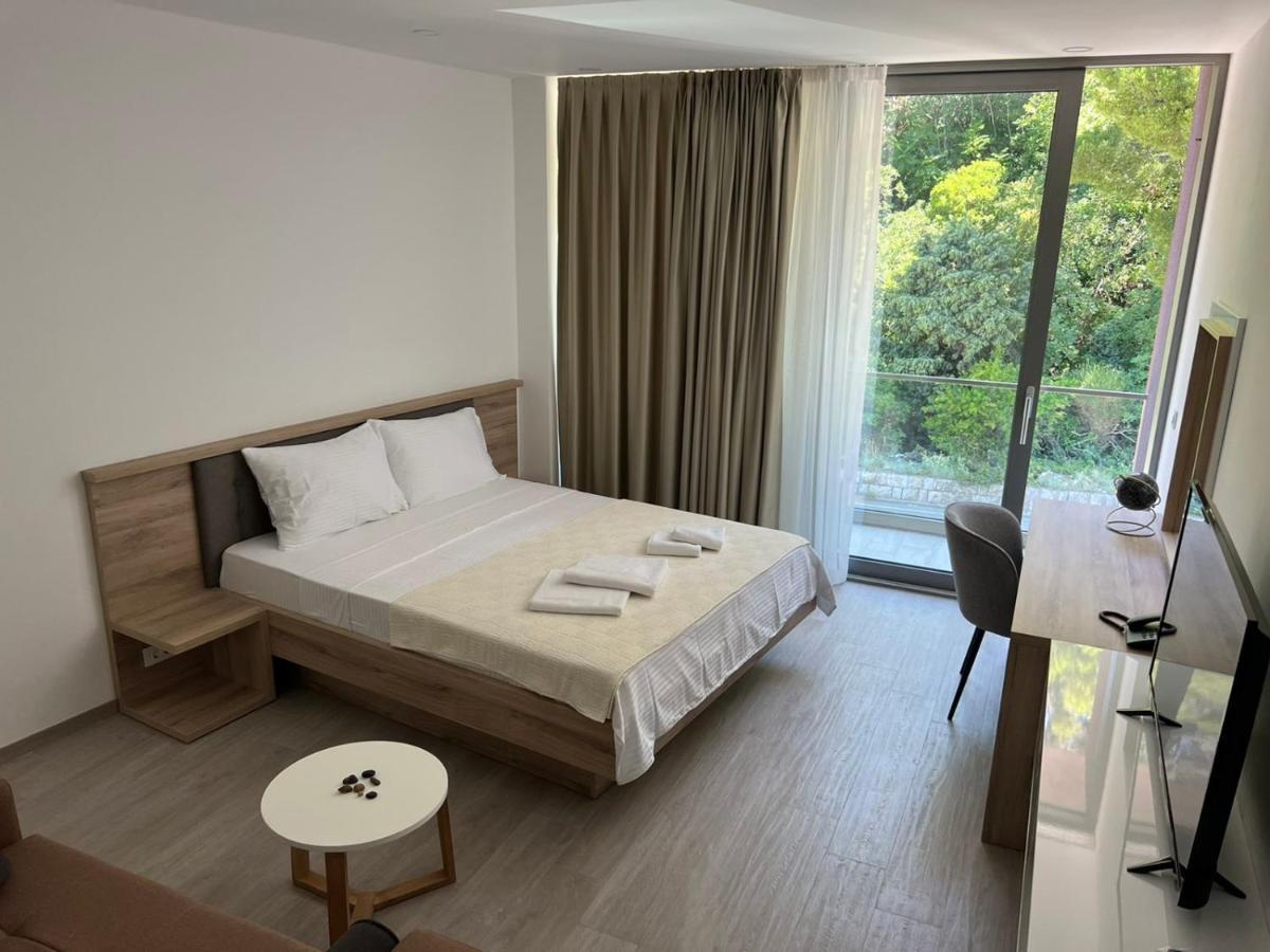 Wave Montenegro Hotel Sutomore Bagian luar foto