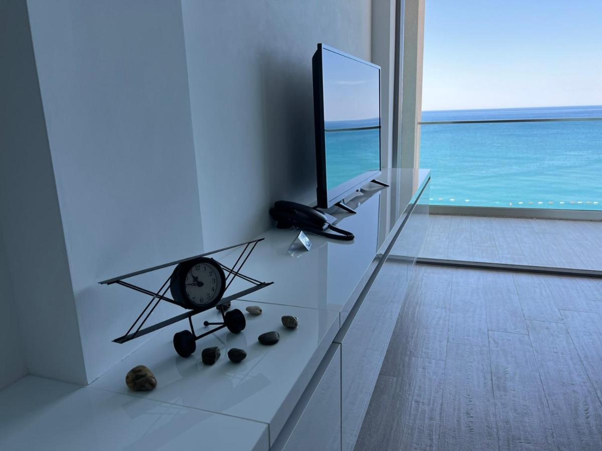 Wave Montenegro Hotel Sutomore Bagian luar foto